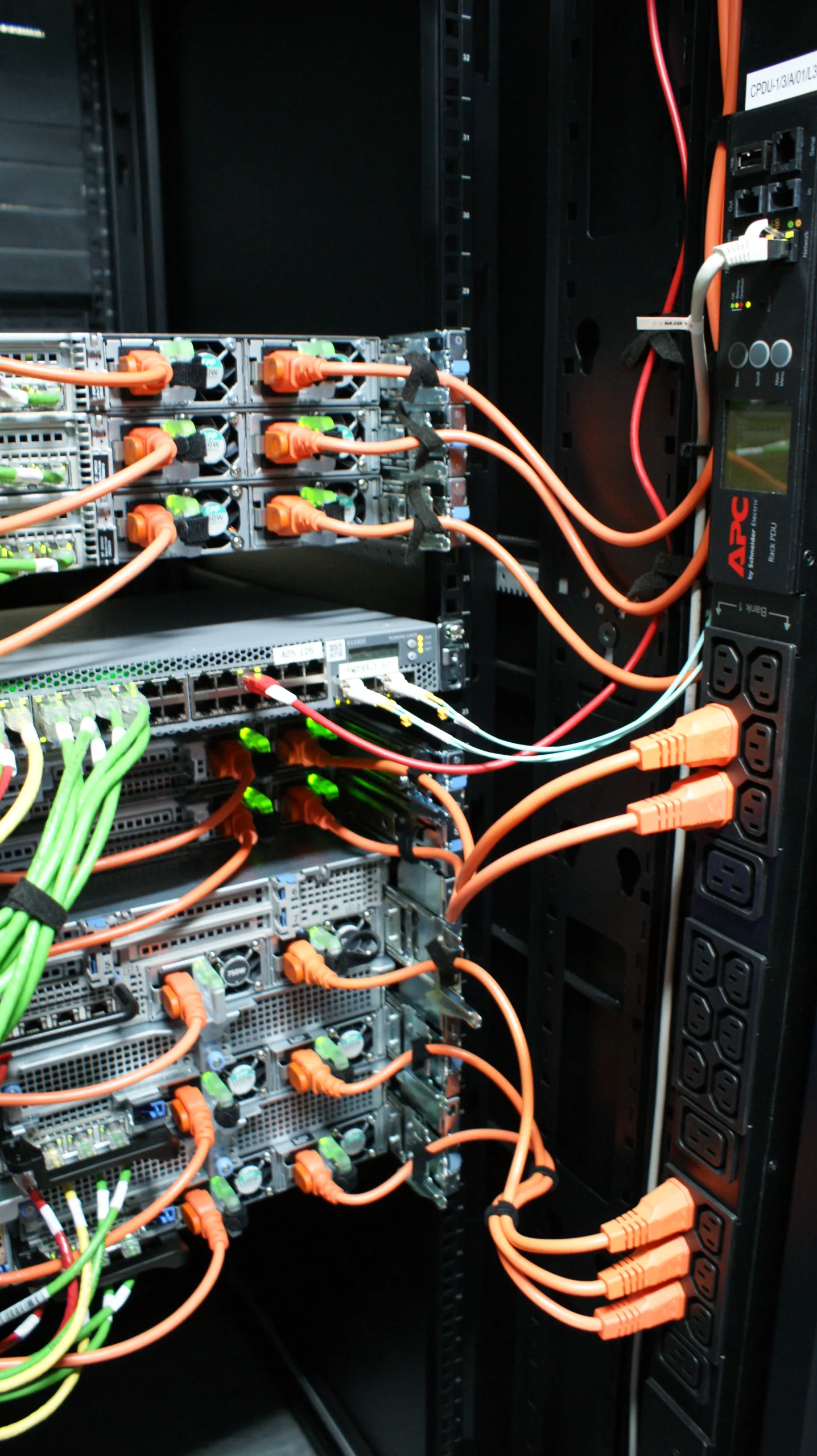 A server network rack